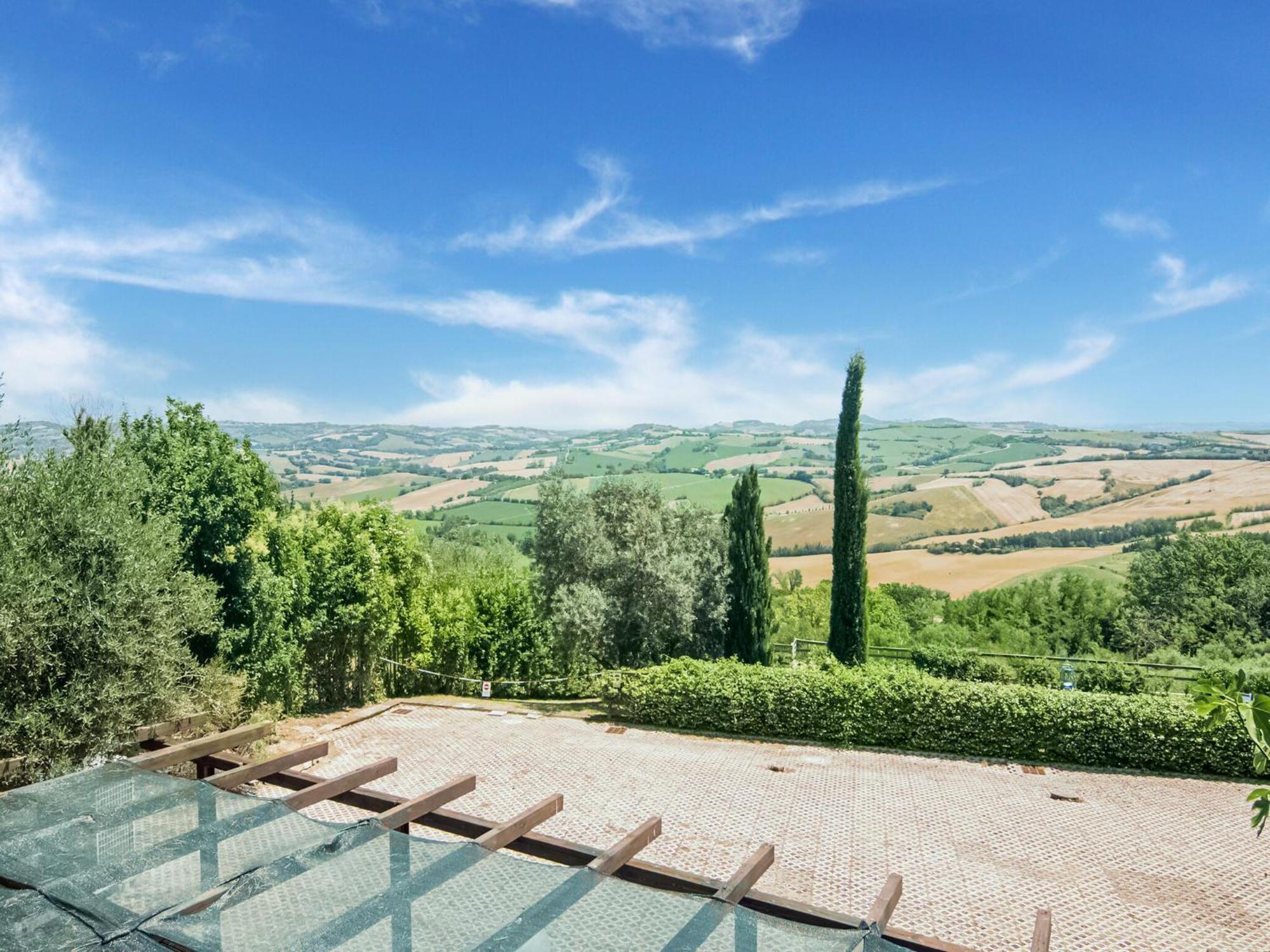 Stunning Apartment In Mombaroccio Near Metauro River Exterior foto