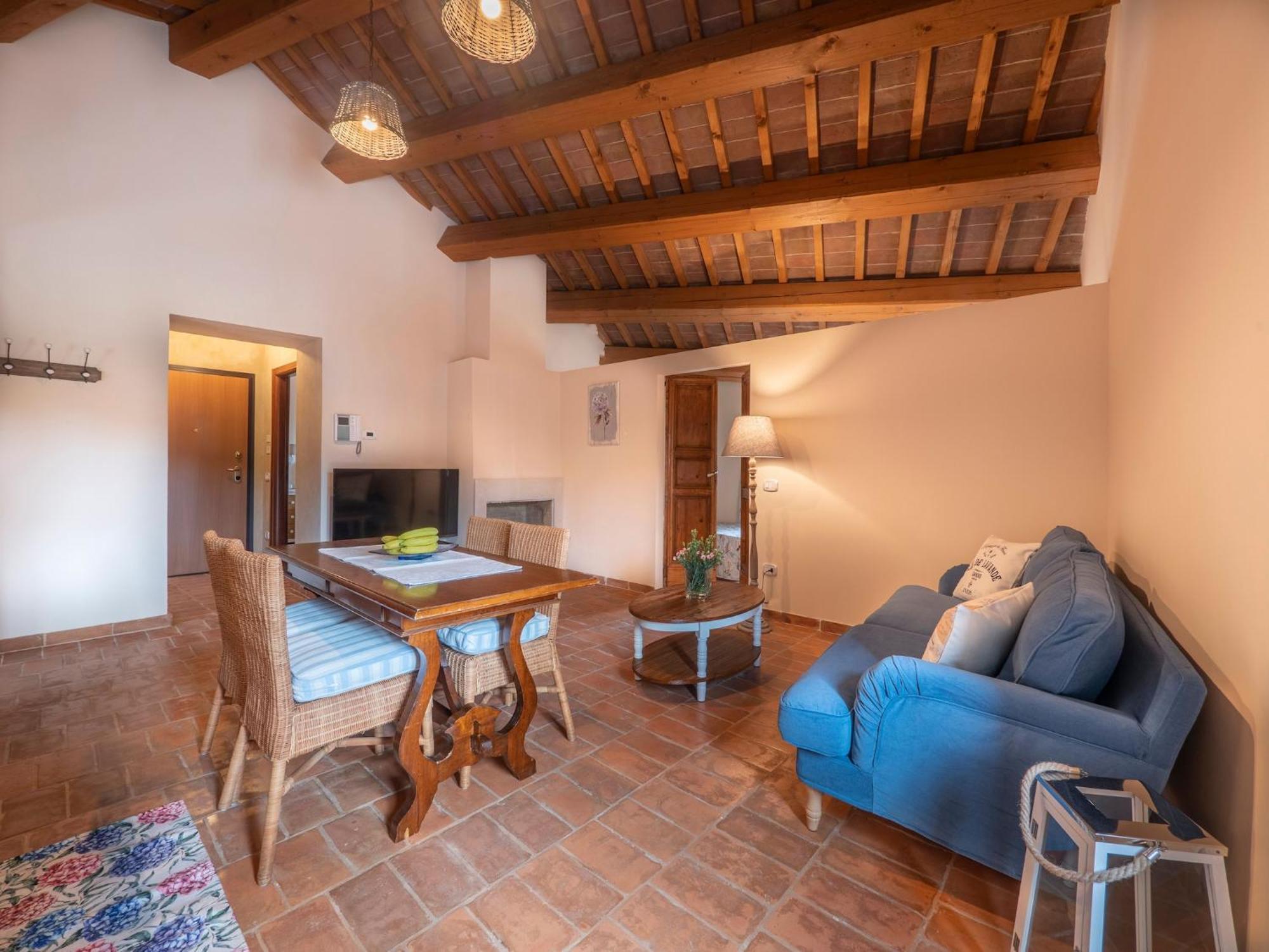 Stunning Apartment In Mombaroccio Near Metauro River Exterior foto