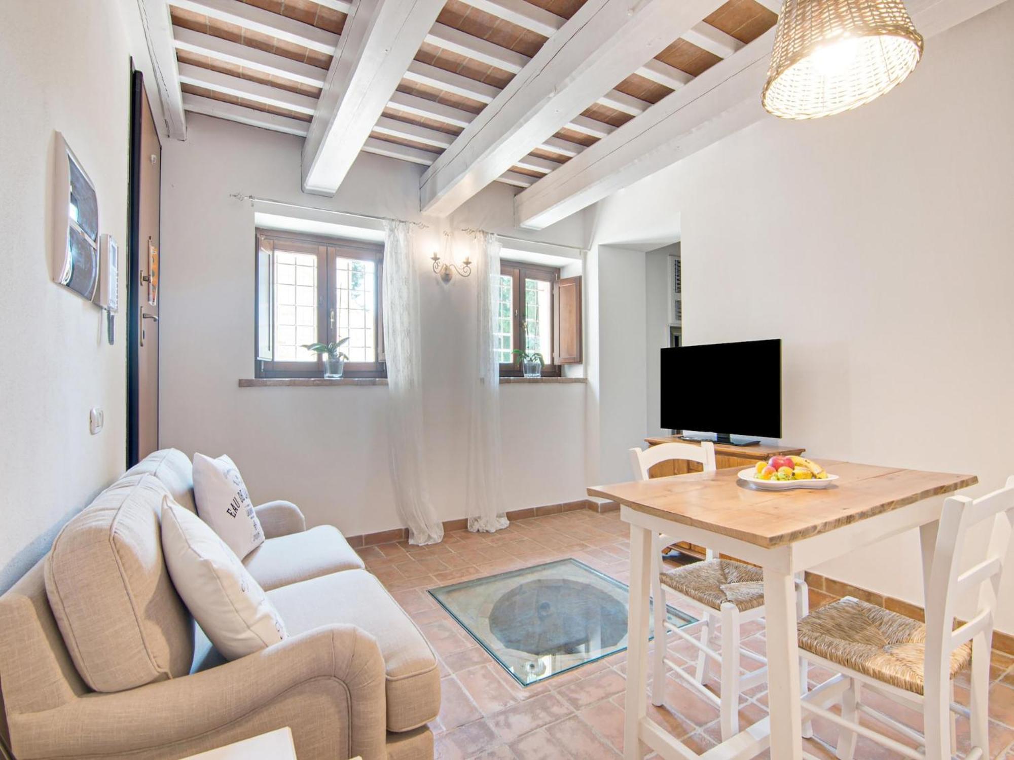 Stunning Apartment In Mombaroccio Near Metauro River Exterior foto