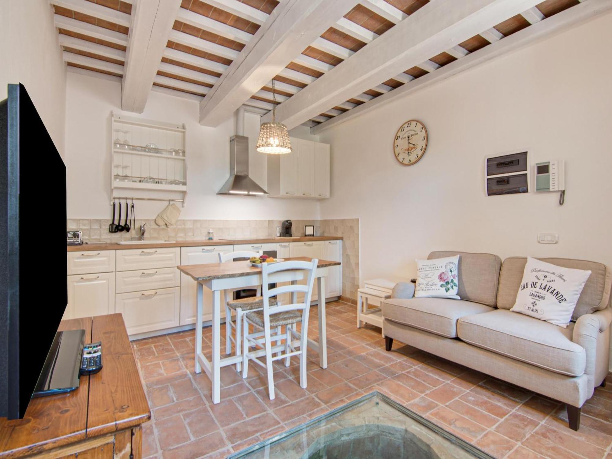 Stunning Apartment In Mombaroccio Near Metauro River Exterior foto