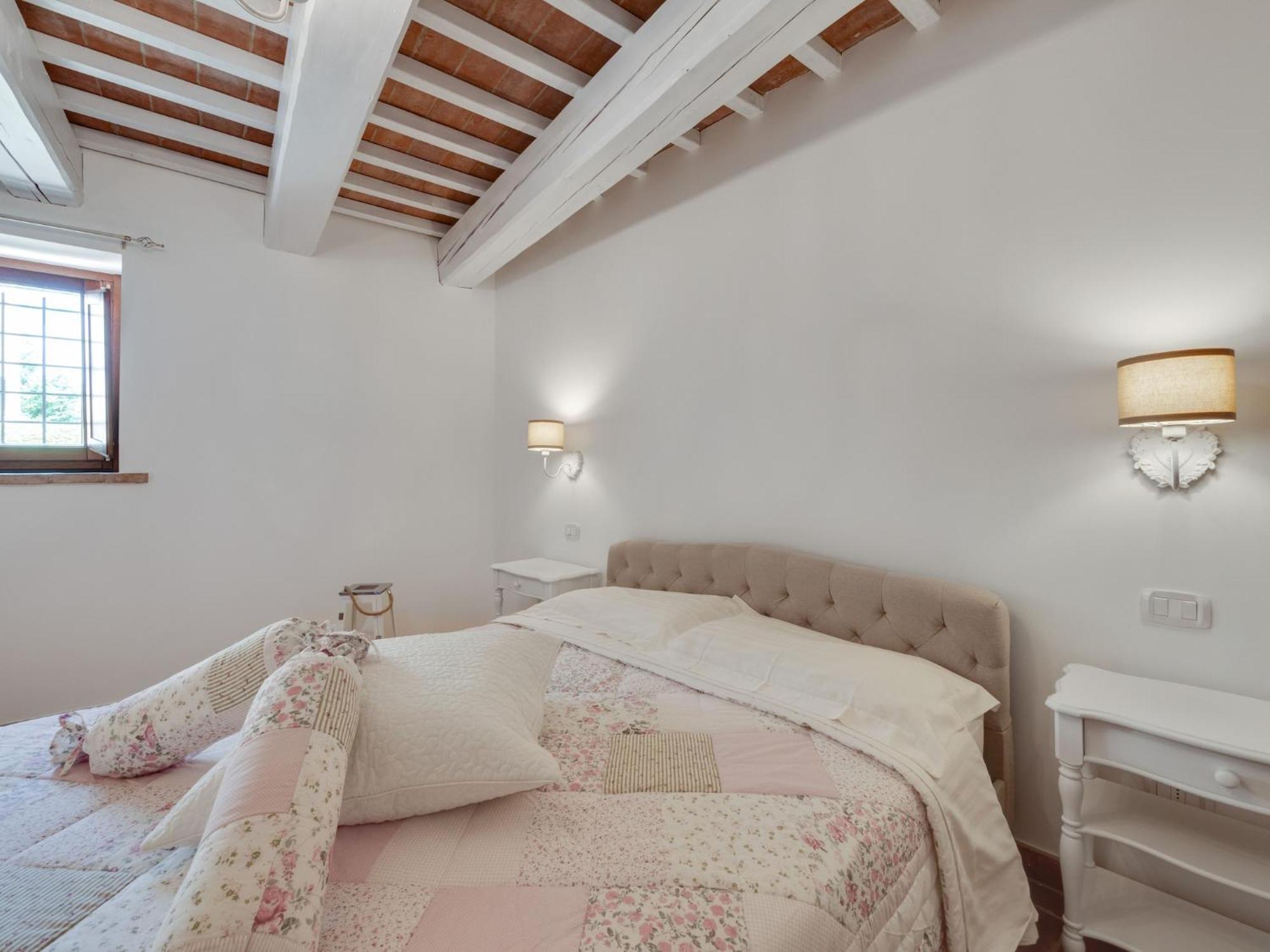 Stunning Apartment In Mombaroccio Near Metauro River Exterior foto